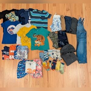 3T Boys Assorted clothing bundle shorts tshirts pants sweatshirt